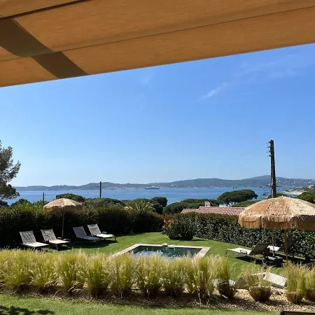 Lägenhet La Bastide Du Soleil